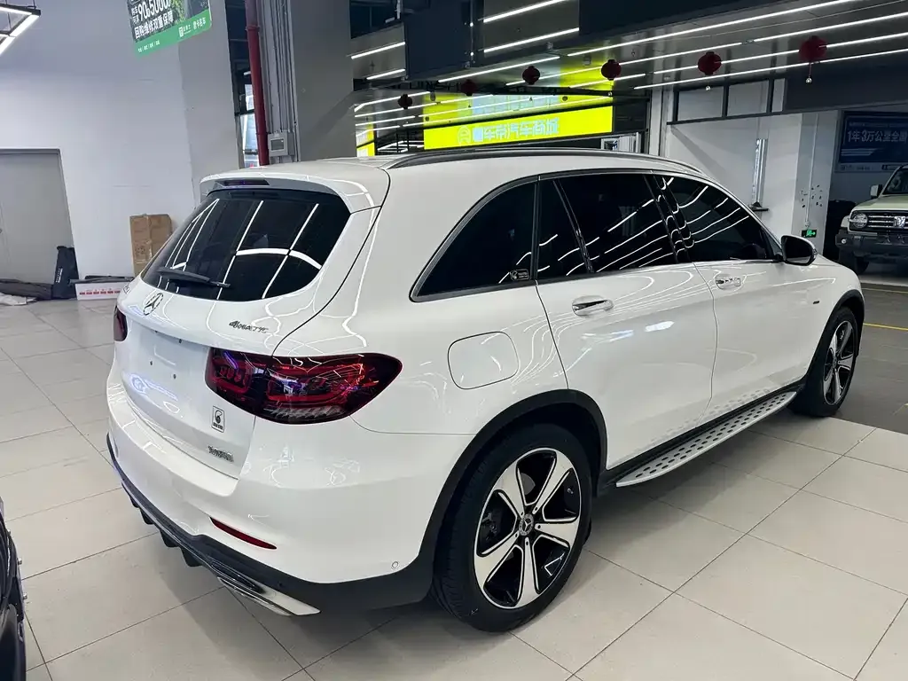 Mercedes-Benz GLC — фото 10