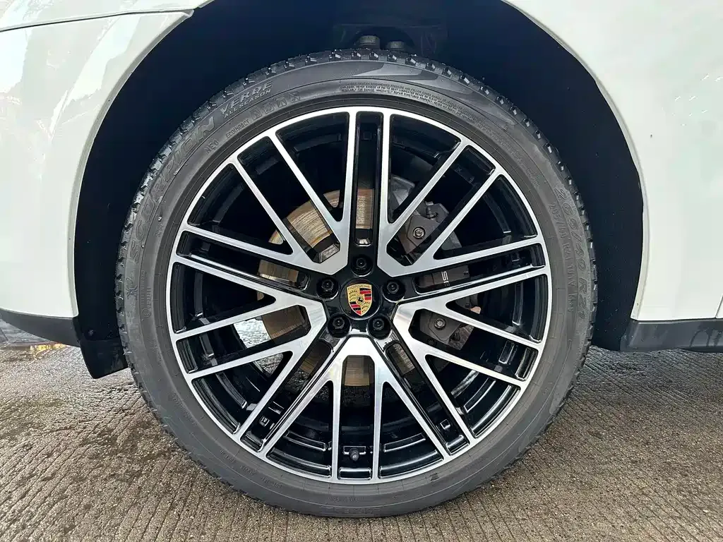 Porsche Macan — фото 3