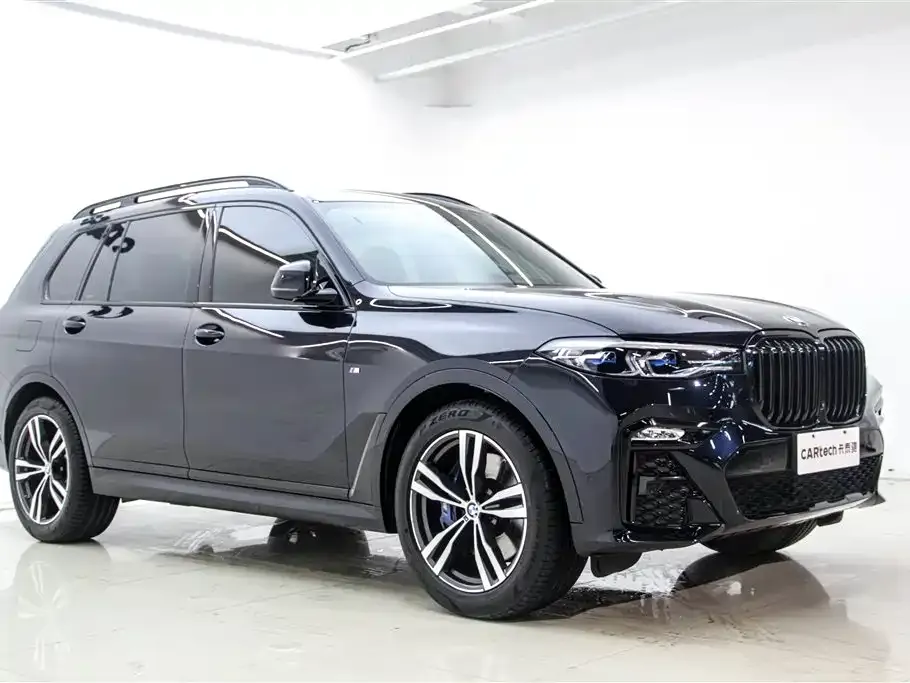 BMW X7 — фото 3