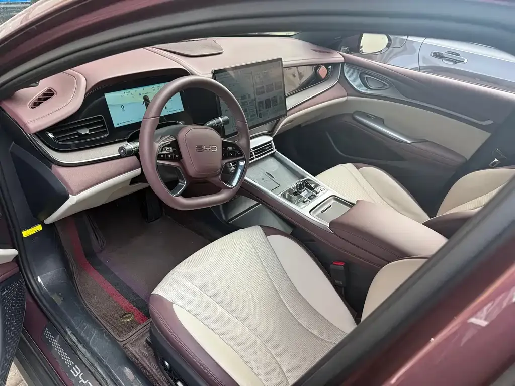 BYD Seal — фото 6