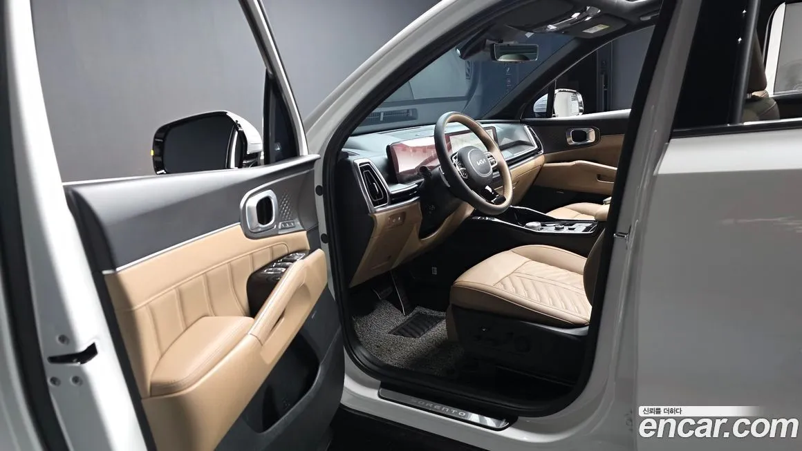 Kia Sorento — фото 6