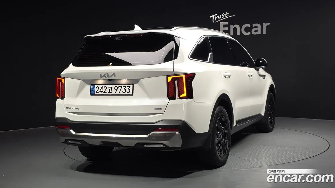Kia Sorento — фото 8