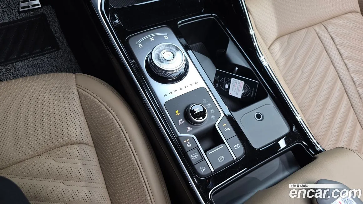 Kia Sorento — фото 10