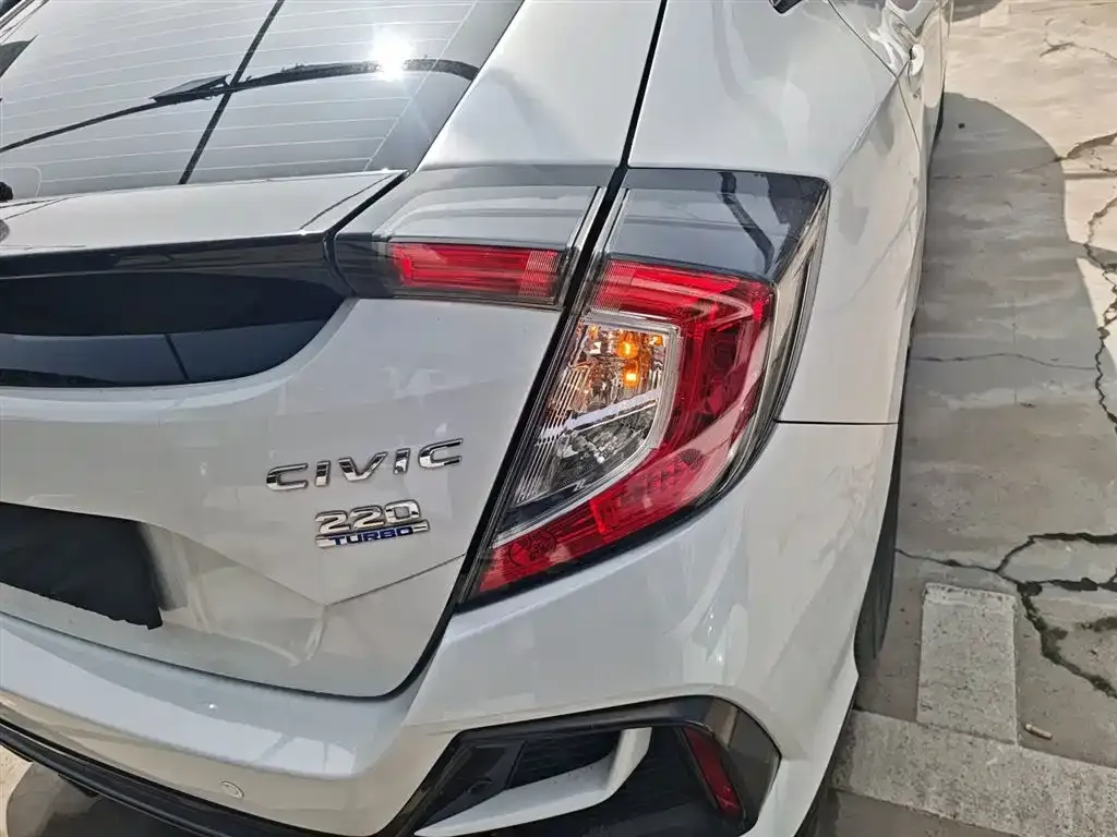 Honda Civic — фото 4
