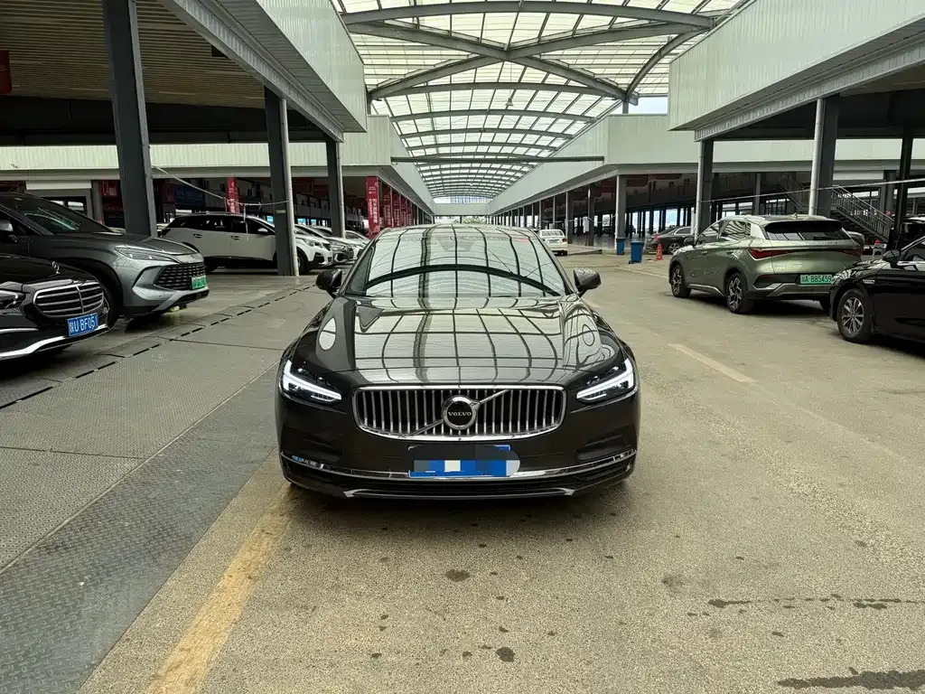 Volvo S90 — фото 9