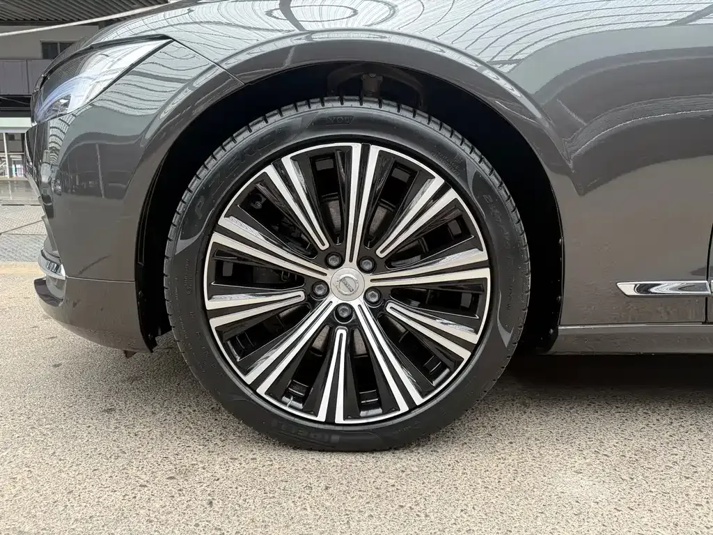Volvo S90 — фото 8