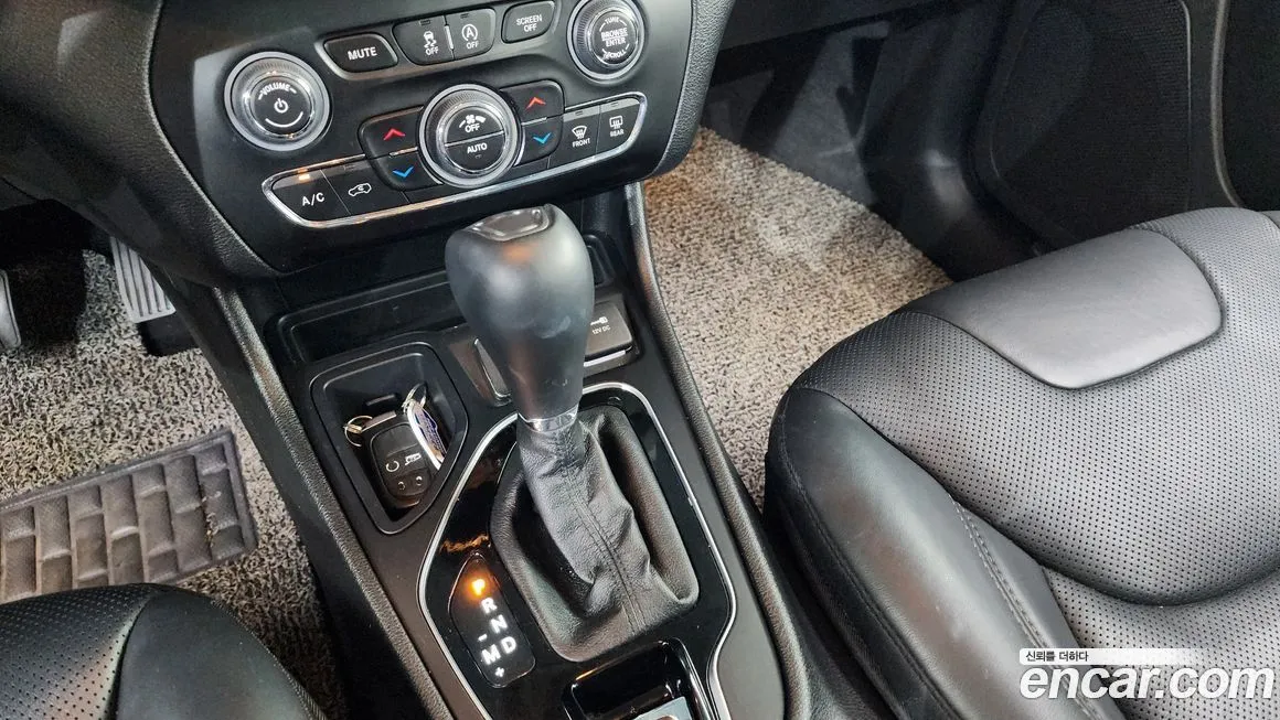 Jeep Cherokee 2021 из KR, фото 9