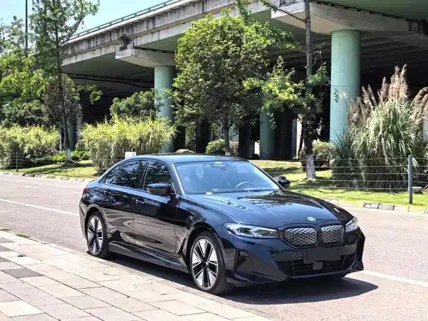 BMW i3 — фото 5