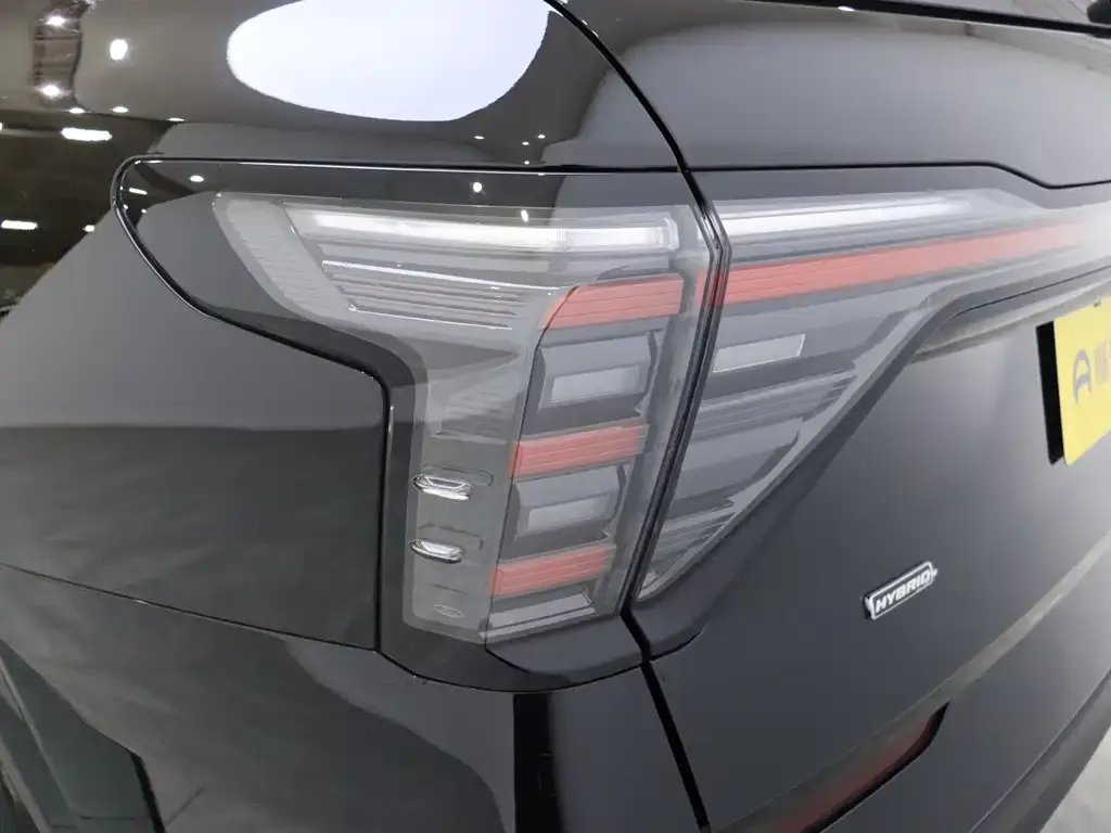 Ford Edge — фото 9