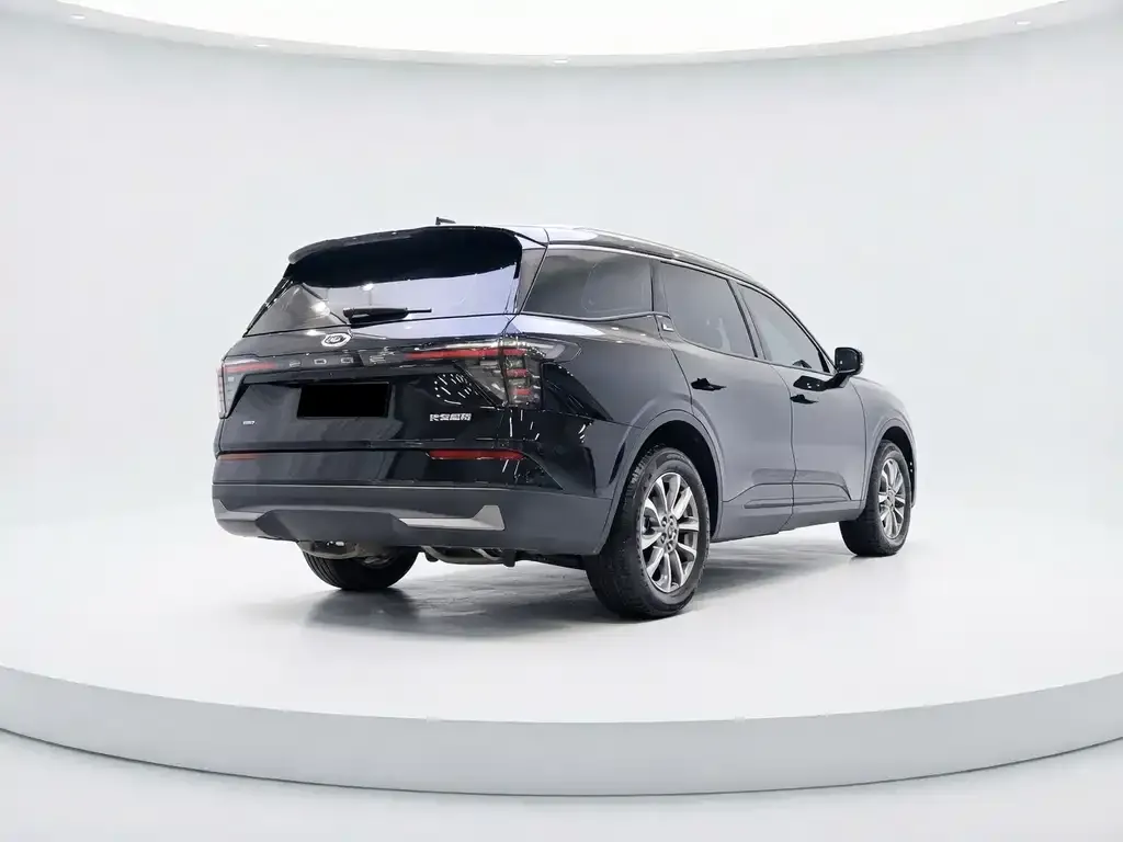 Ford Edge — фото 5