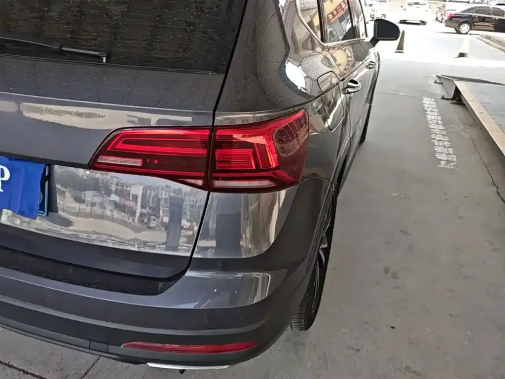 Volkswagen Tharu — фото 2