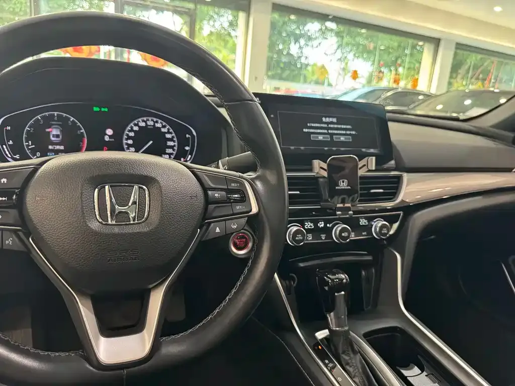 Honda Inspire — фото 5