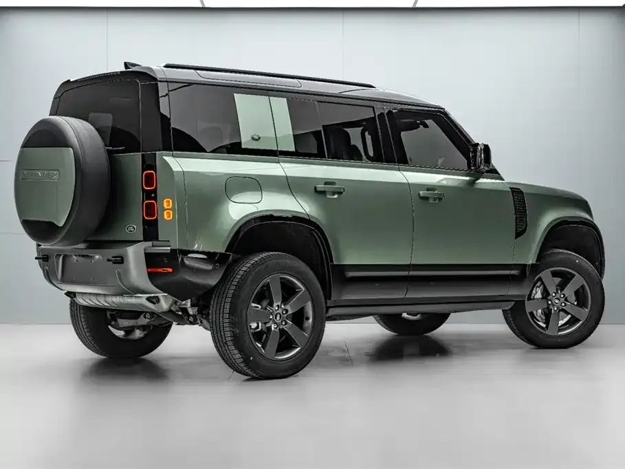 Land Rover Defender — фото 5