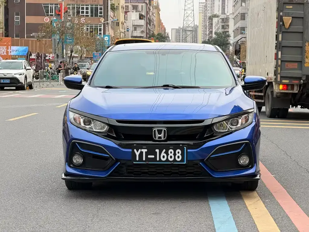 Honda Civic — фото 9
