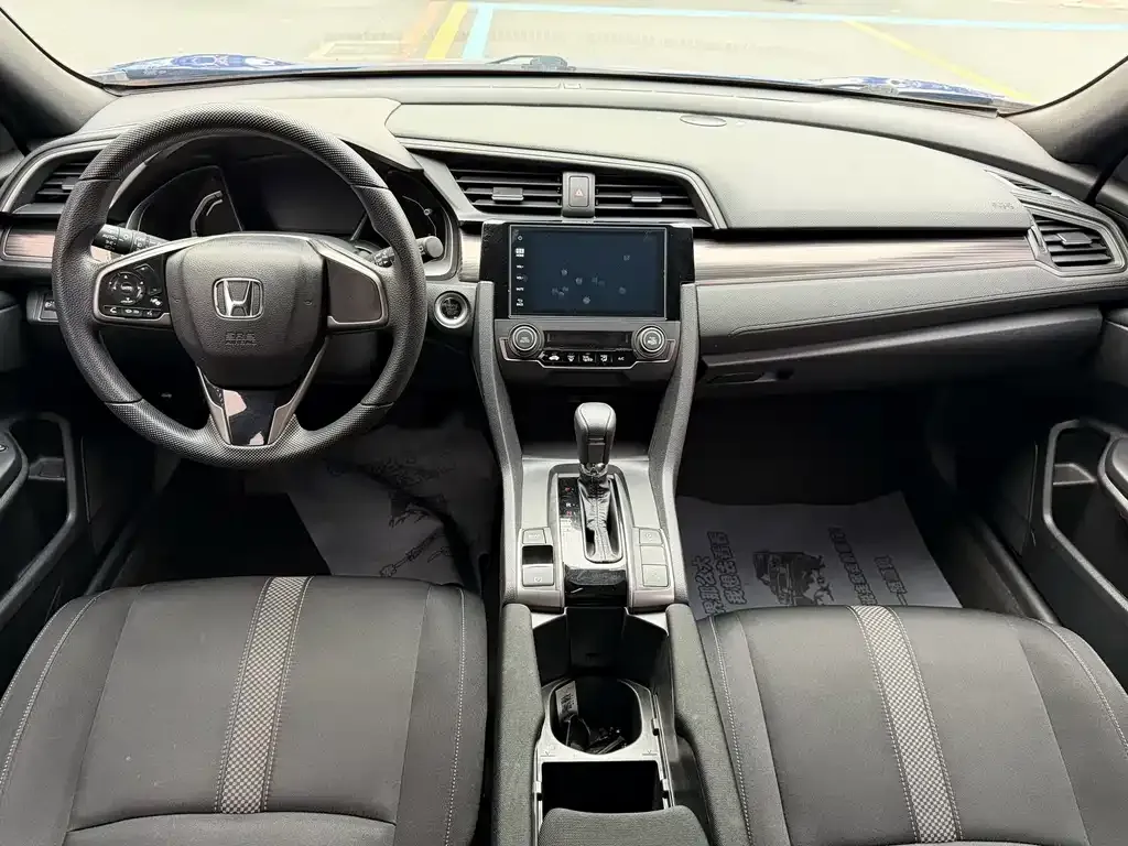 Honda Civic — фото 7