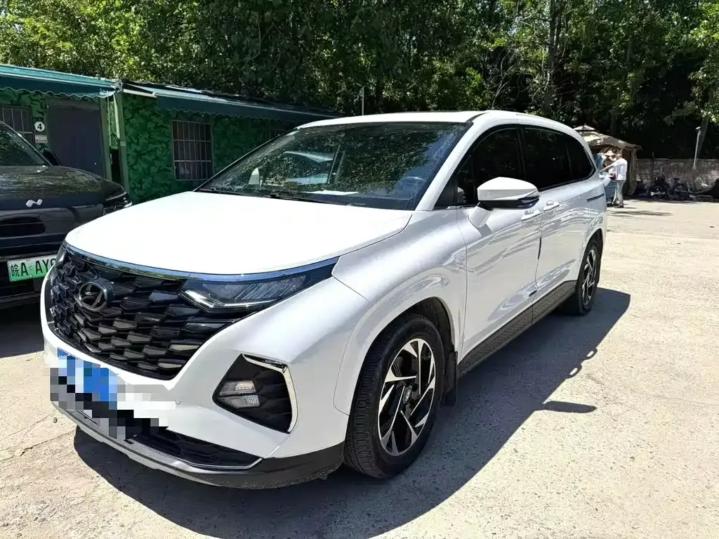 Hyundai Custo — фото 1
