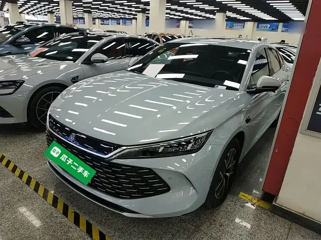 BYD Qin L — фото 1