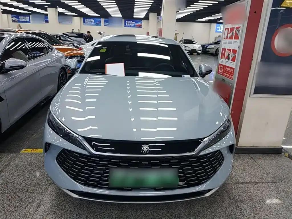 BYD Qin L — фото 6