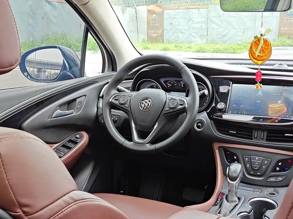 Buick Envision Plus — фото 9