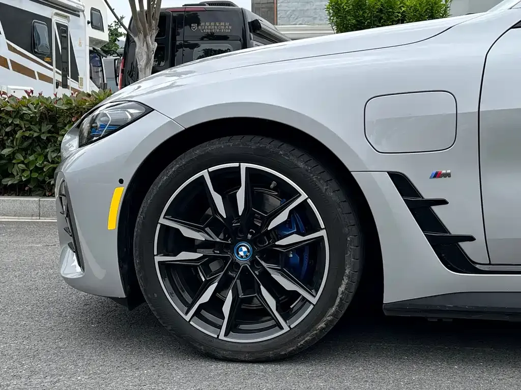 BMW i4 M 2025 из CN, фото 10