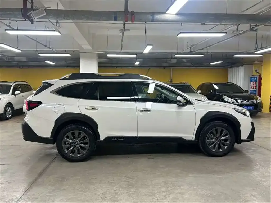 Subaru Outback 2025 из CN, фото 9