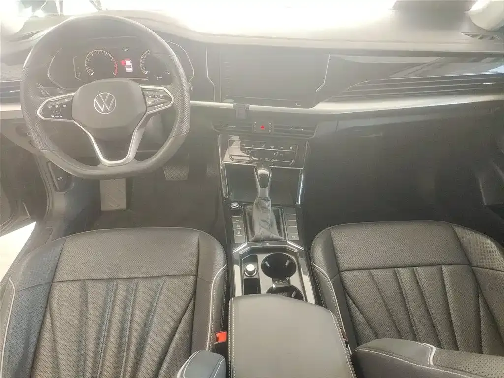 Volkswagen Passat — фото 3