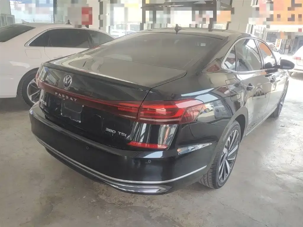 Volkswagen Passat — фото 9