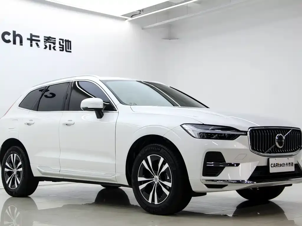 Volvo XC60 — фото 3