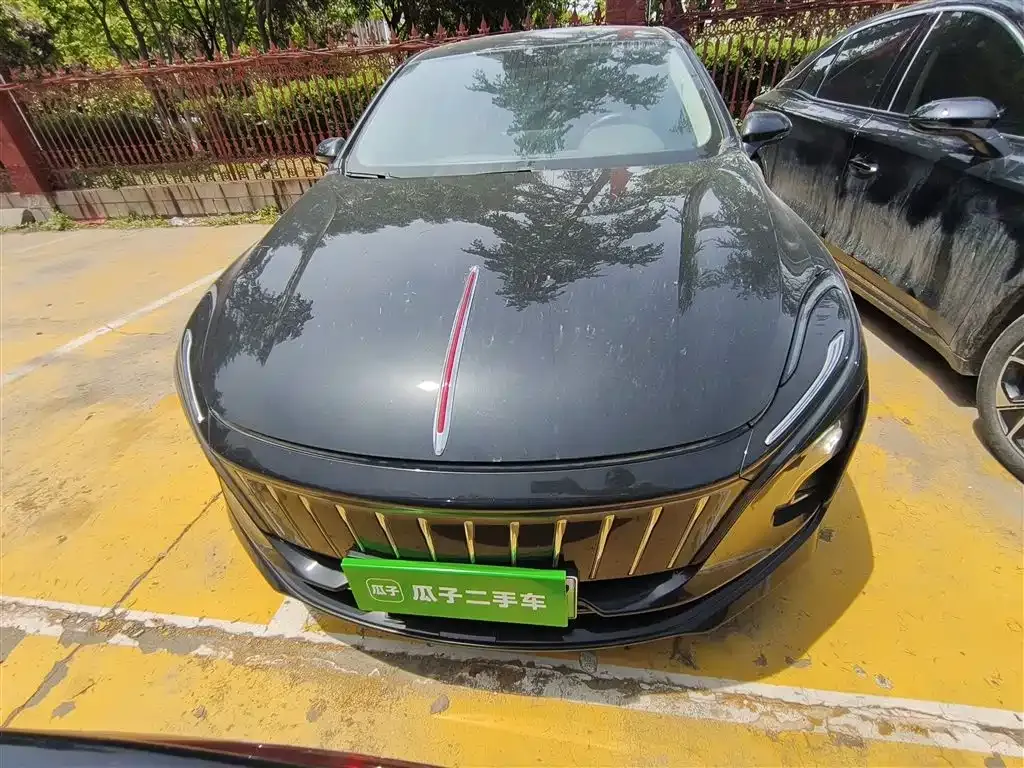 Hongqi E-QM5 2023 из CN, фото 8