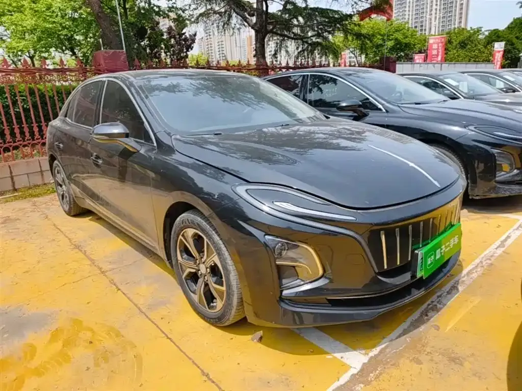 Hongqi E-QM5 2023 из CN, фото 9