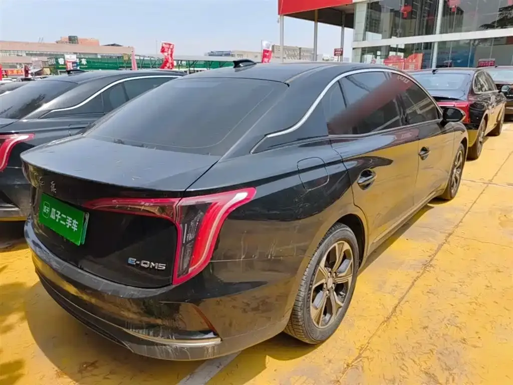 Hongqi E-QM5 2023 из CN, фото 7