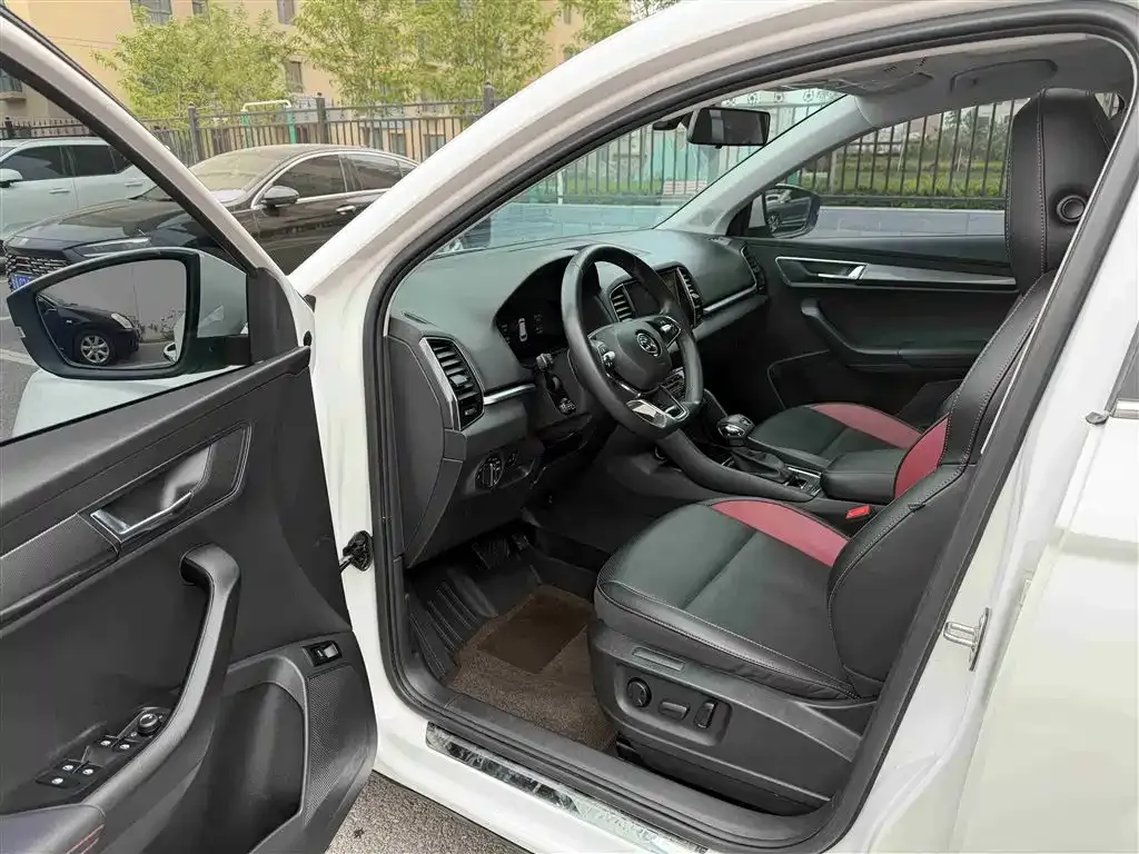 Skoda Karoq 2022 из CN, фото 5