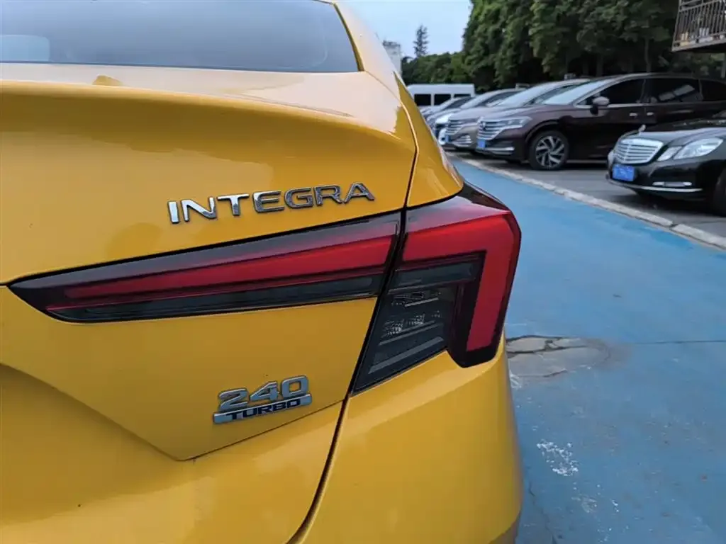 Honda Integra 2023 из CN, фото 2