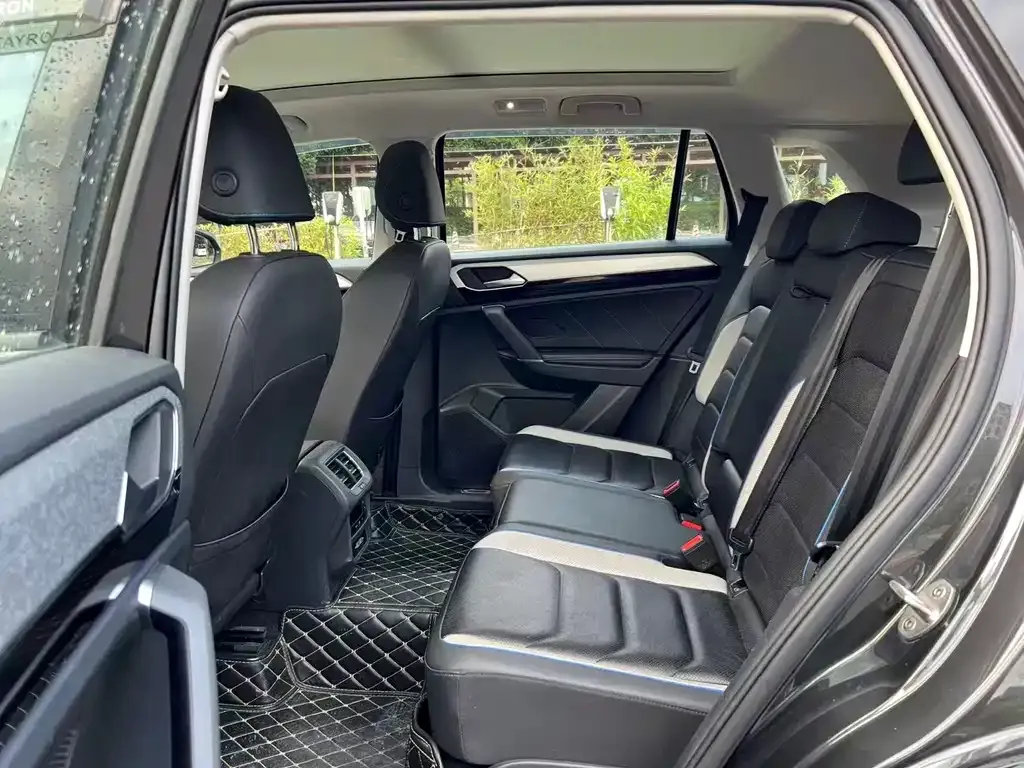 Volkswagen Tayron GTE PHEV 2021 из CN, фото 10