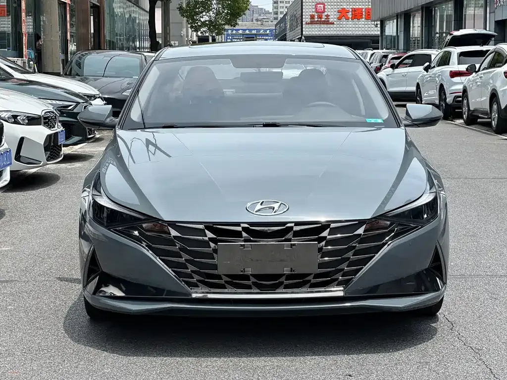Hyundai Elantra 2022 из CN, фото 10