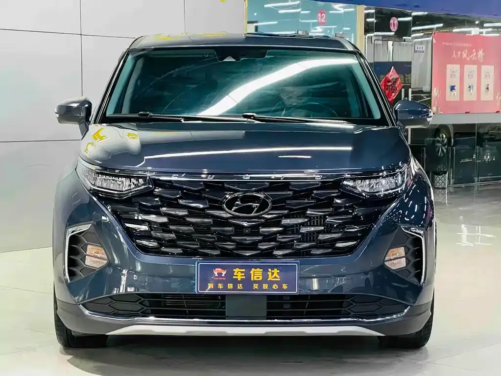 Hyundai Custo — фото 1