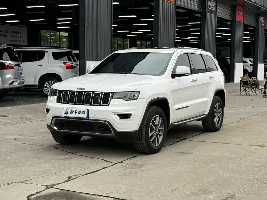 Jeep Grand Cherokee (Import)
