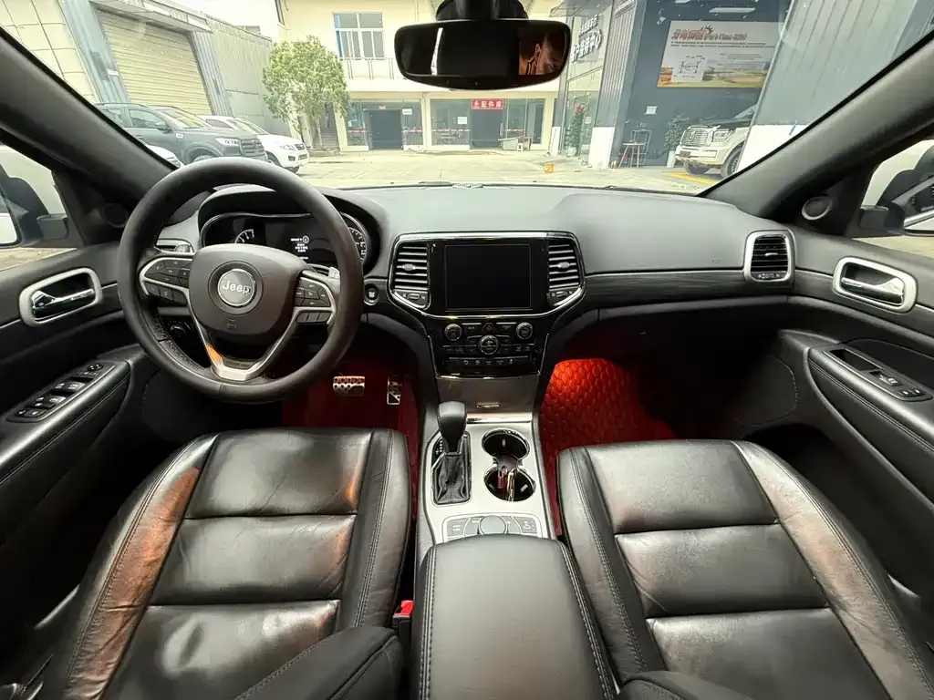 Jeep Grand Cherokee (Import) 2022 из CN, фото 8