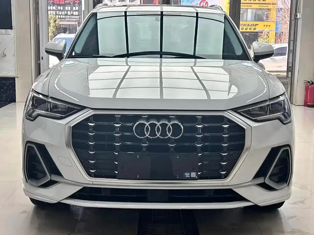 Audi Q3 — фото 6