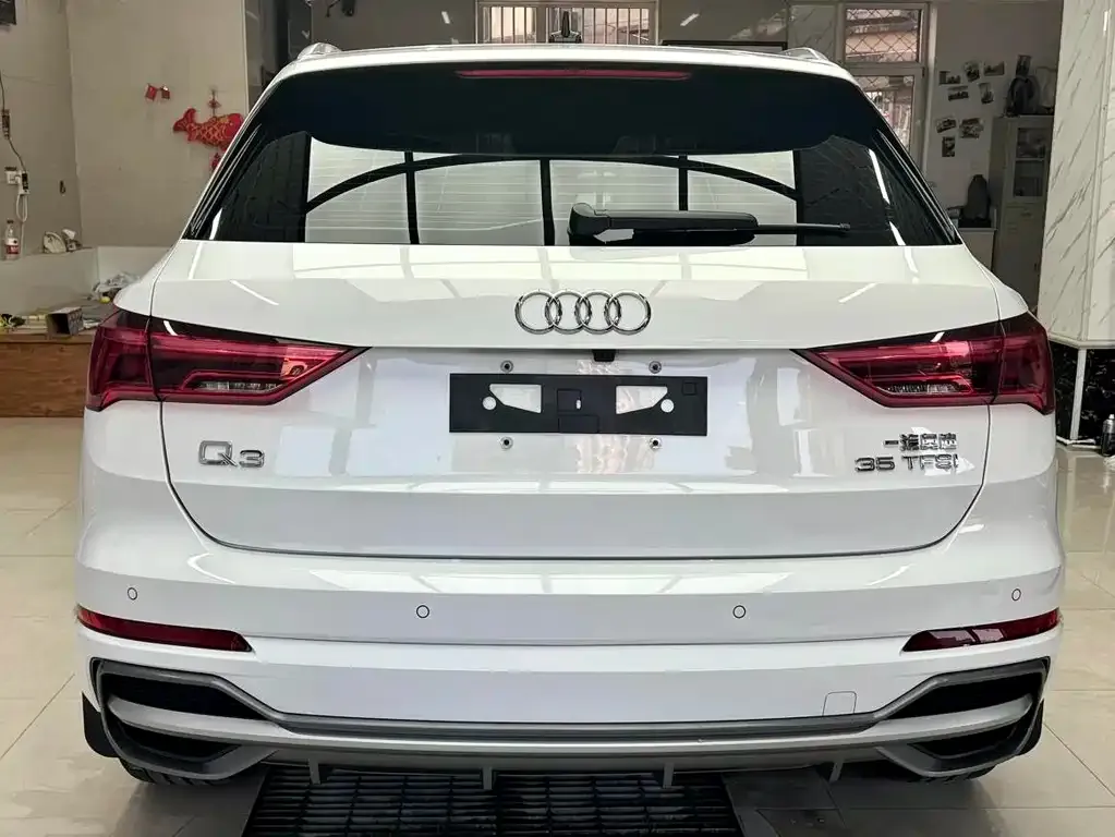 Audi Q3 — фото 8