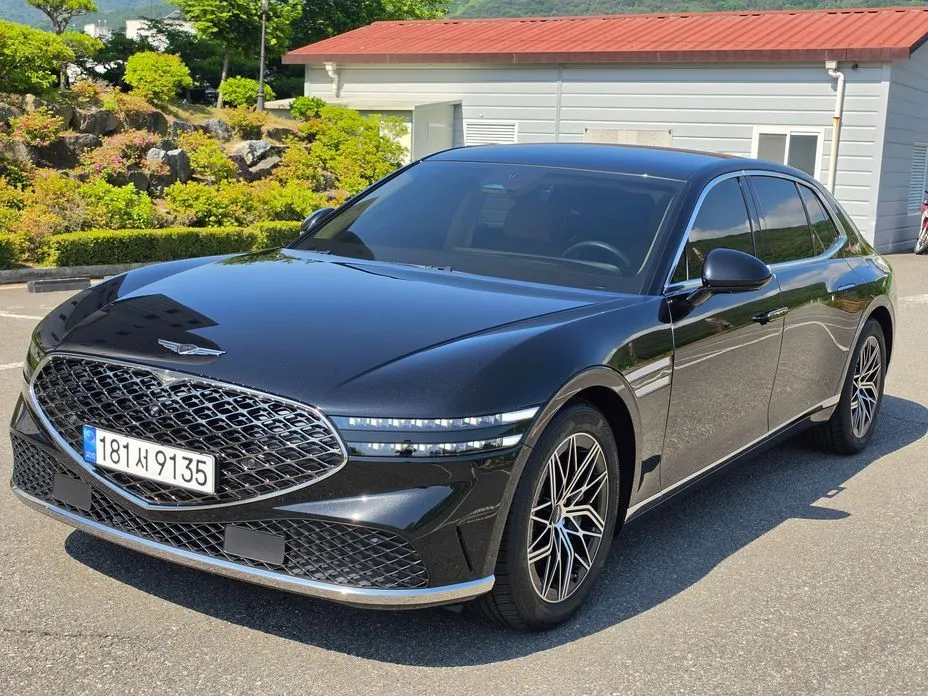 Genesis G90 2023 из KR, фото 2