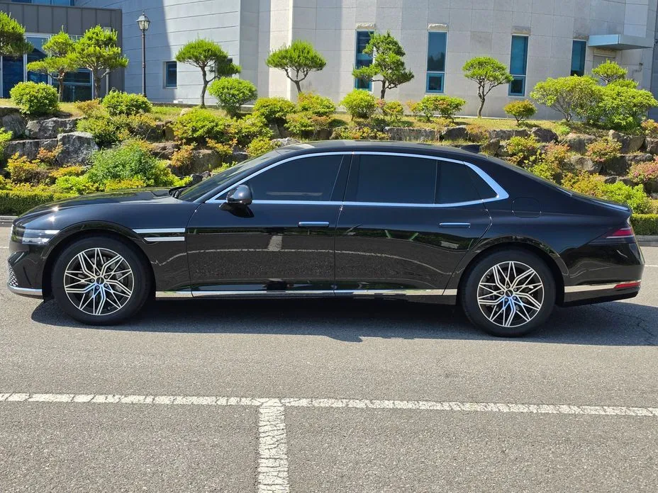 Genesis G90 2023 из KR, фото 10