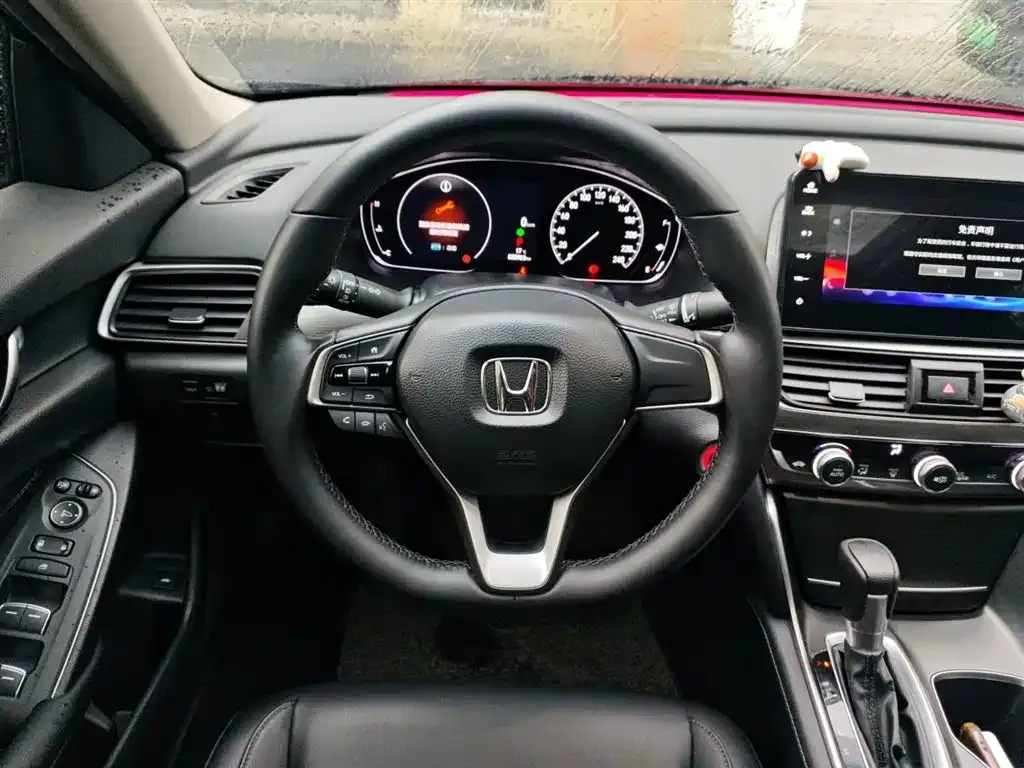 Honda Accord — фото 4