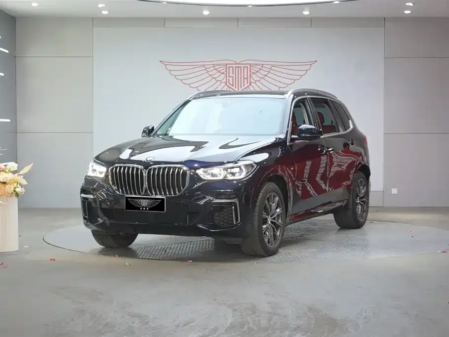 BMW X5 — фото 1