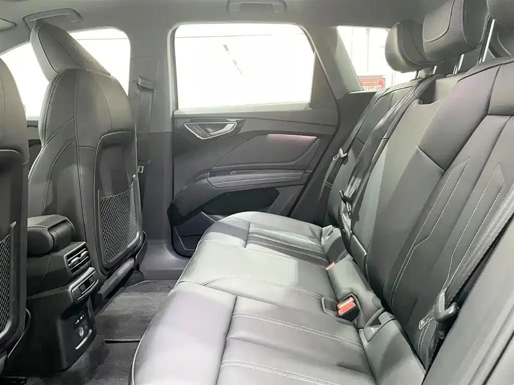 Audi Q4 e-tron 2024 из CN, фото 5