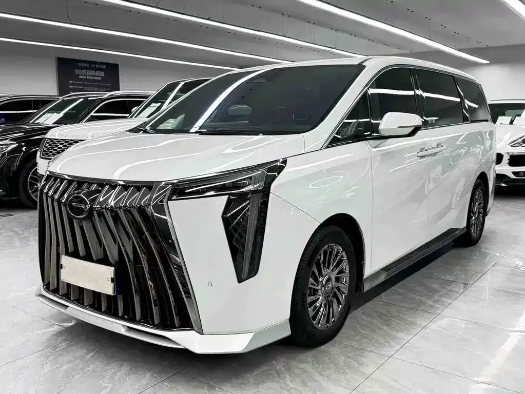 GAC Motor Trumpchi M8 — фото 1