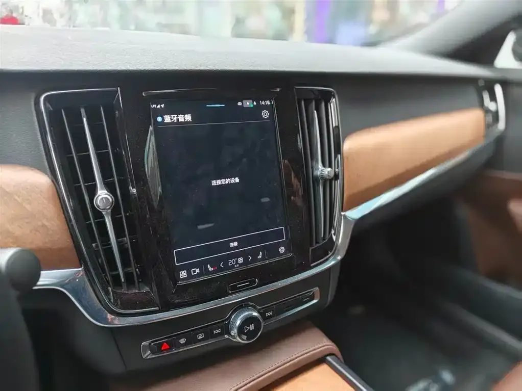 Volvo S90 — фото 2