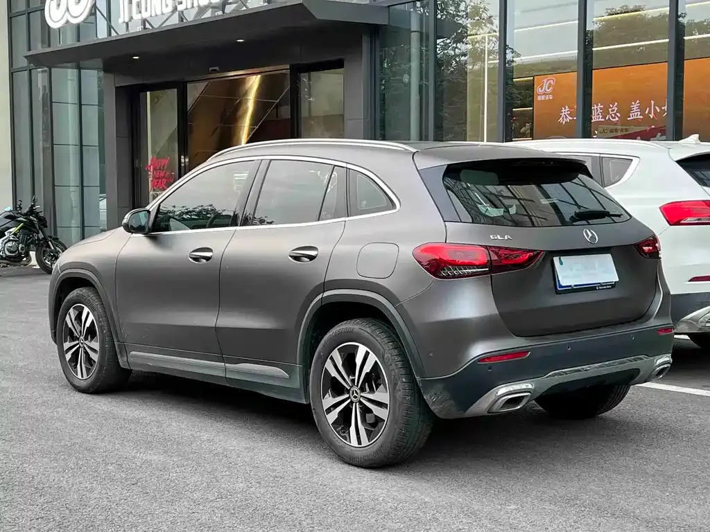 Mercedes-Benz GLA — фото 8