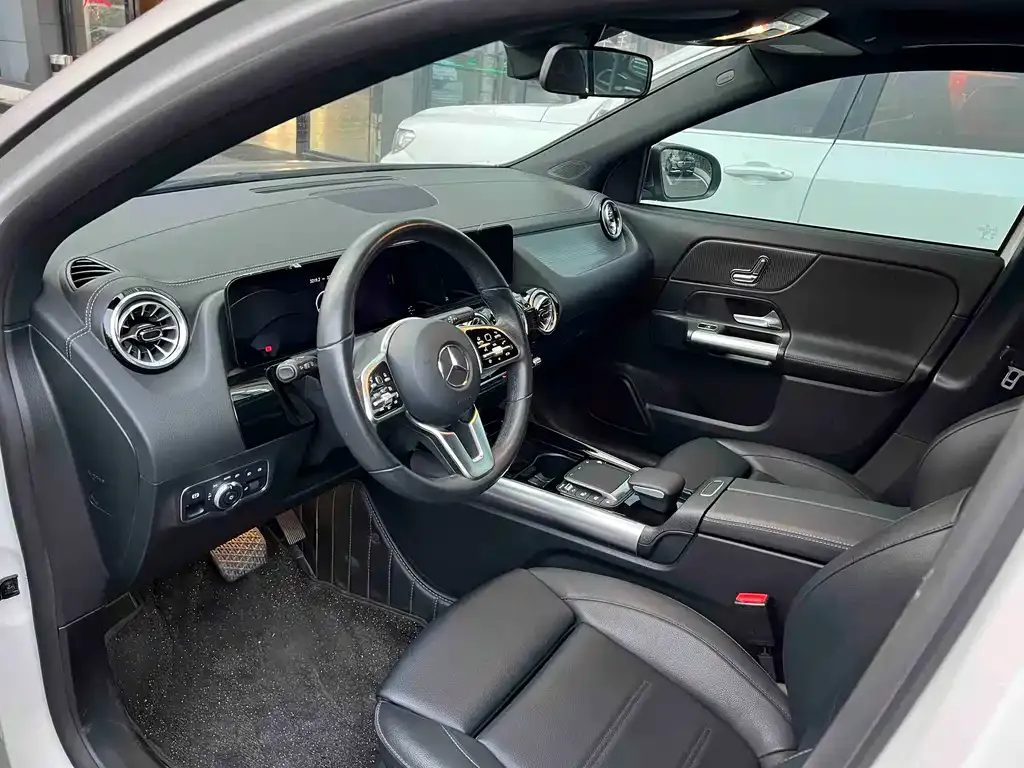 Mercedes-Benz GLA — фото 4