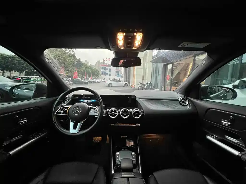 Mercedes-Benz GLA — фото 7